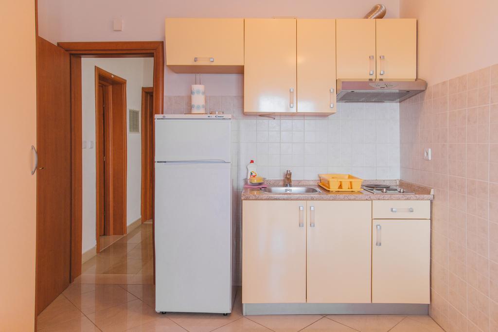 Apartments Dada Omis Phòng bức ảnh