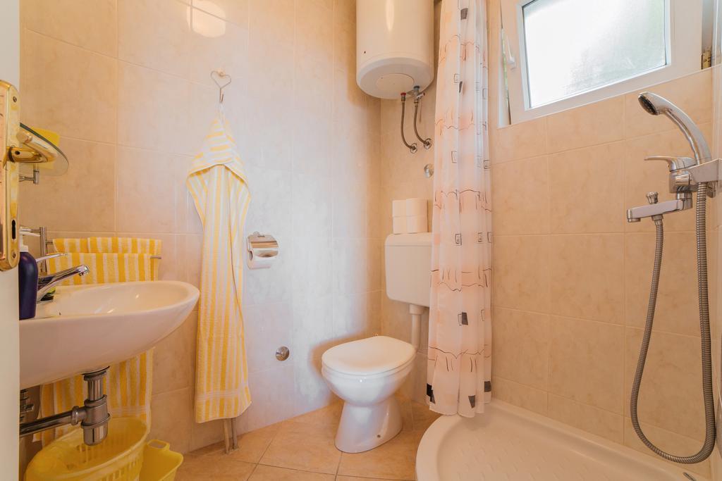Apartments Dada Omis Phòng bức ảnh