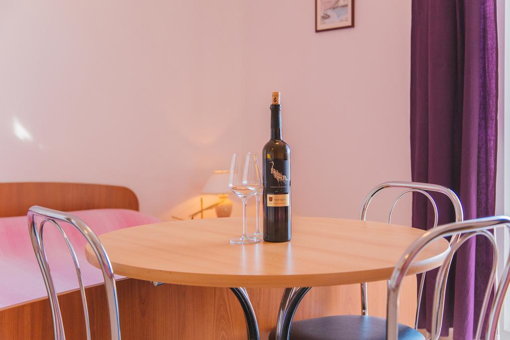 Apartments Dada Omis Phòng bức ảnh